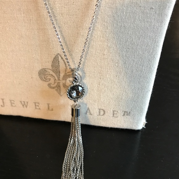 2 BRAND NEW NECKLACES in one BY LOFT - Picture 7 of 7